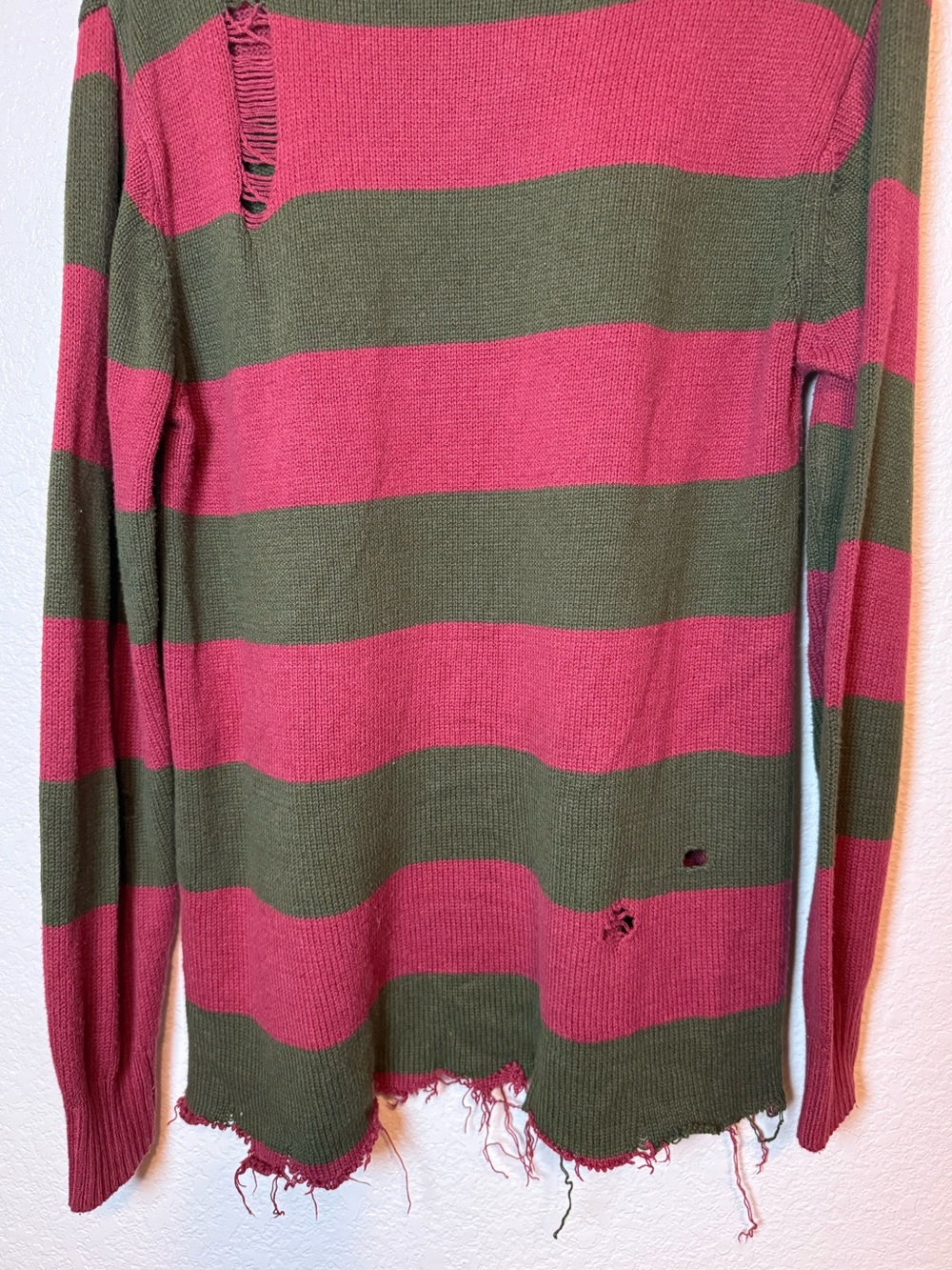 Freddy Kruger Nightmare on Elm Street Striped Sweater Unisex XL Red & Brown - Picture 11 of 11